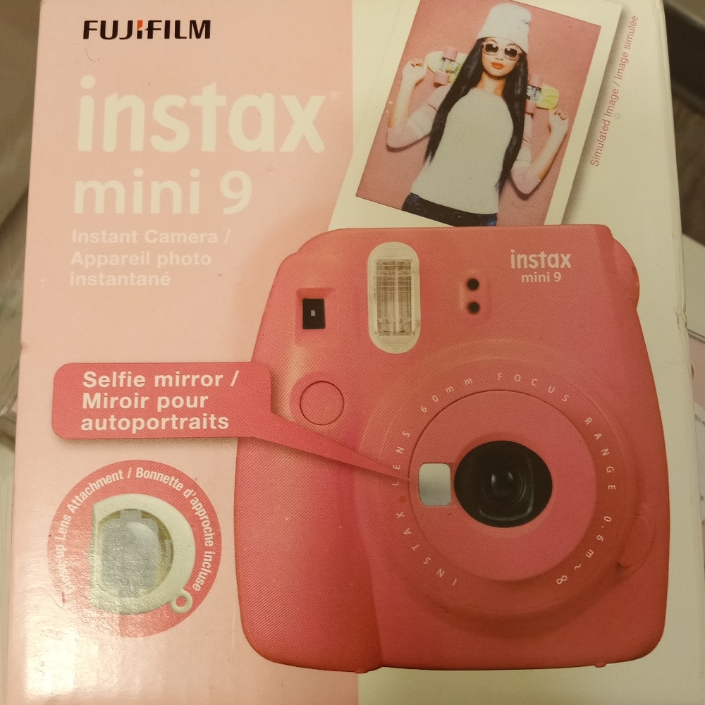 Insta cam delivers your pictures right then and there